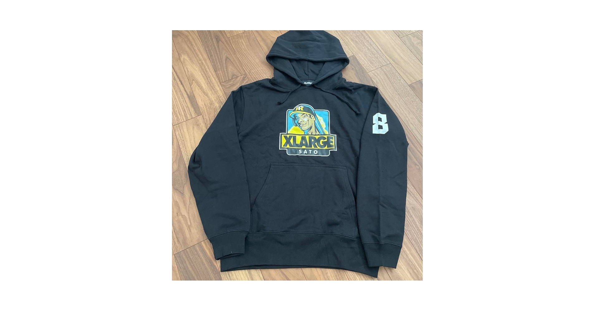 阪神タイガース 佐藤輝明 パーカー Amazon.co.jp: 佐藤輝明 XLARGE コラボ パーカー Mサイズ