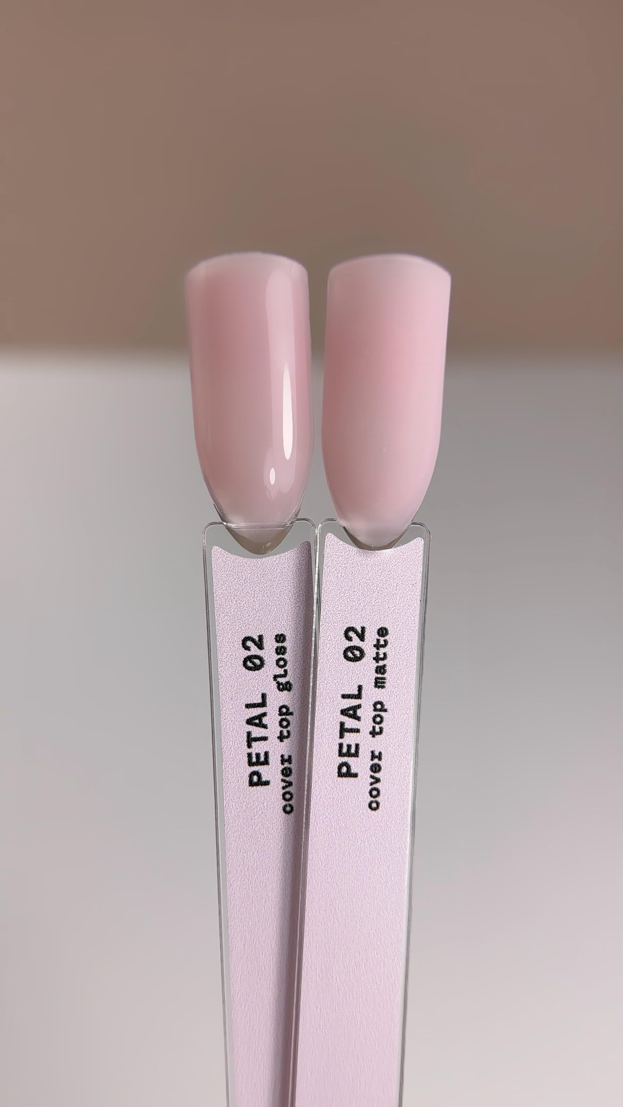BIBLIOTEKA Top Coat Cover Gloss. Top de Camuflaje brillante. Translucido. Serie TWINS, 10 ml x 8 unid (Colección Completa)