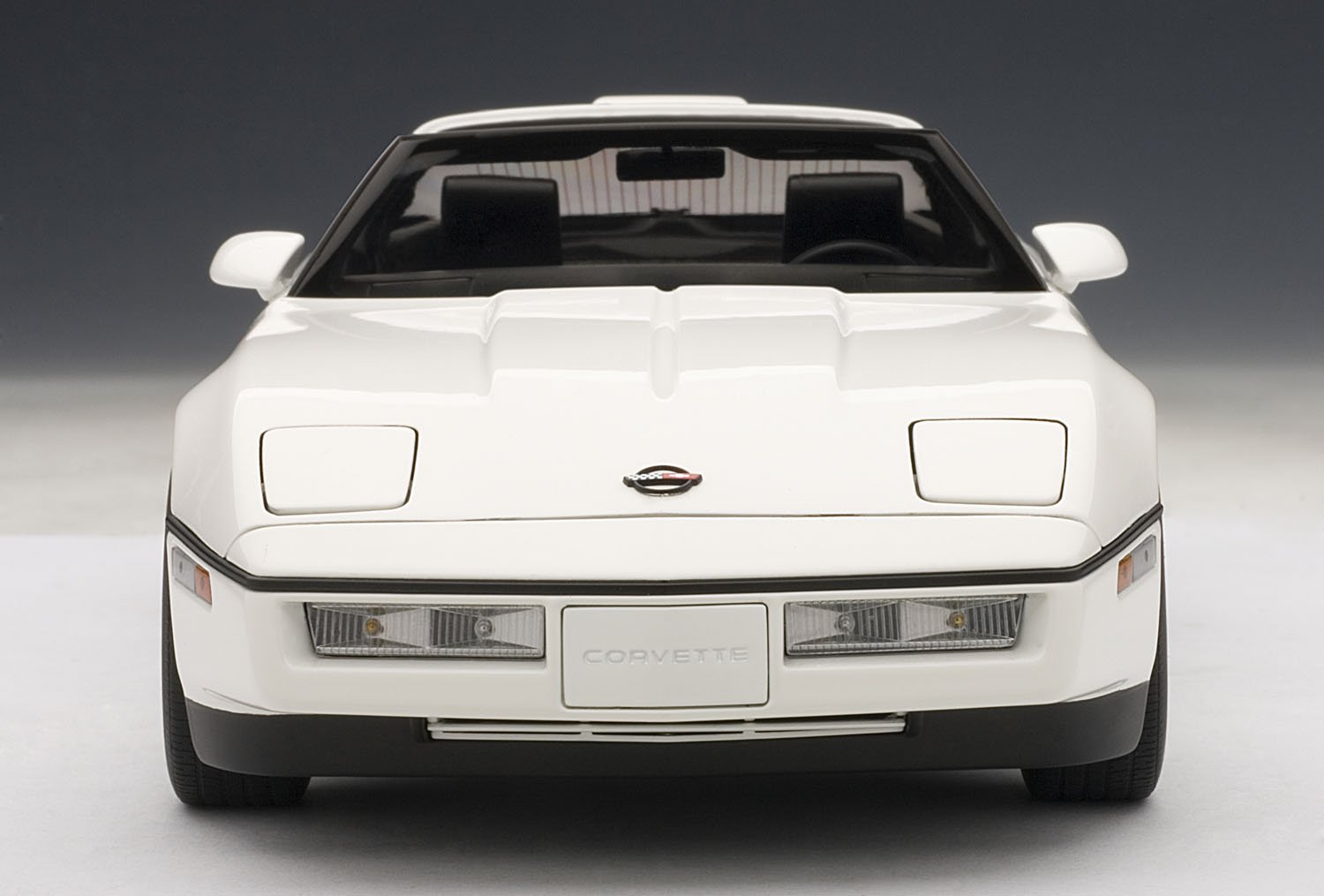 AUTOart シボレー コルベット C4 1:18 ホワイト Amazon | AUTOart 1/18 シボレー コルベット 1958 (ホワイト