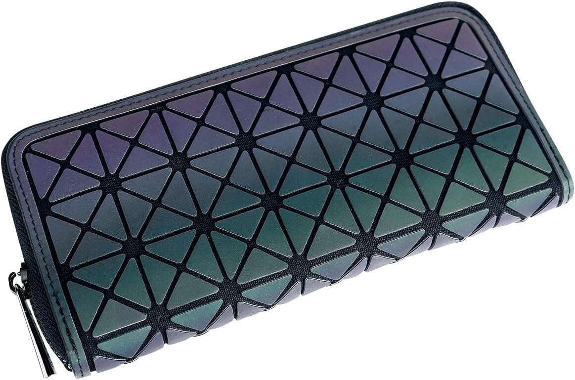Lost Queen Women's Holographic Zip Around Wallet