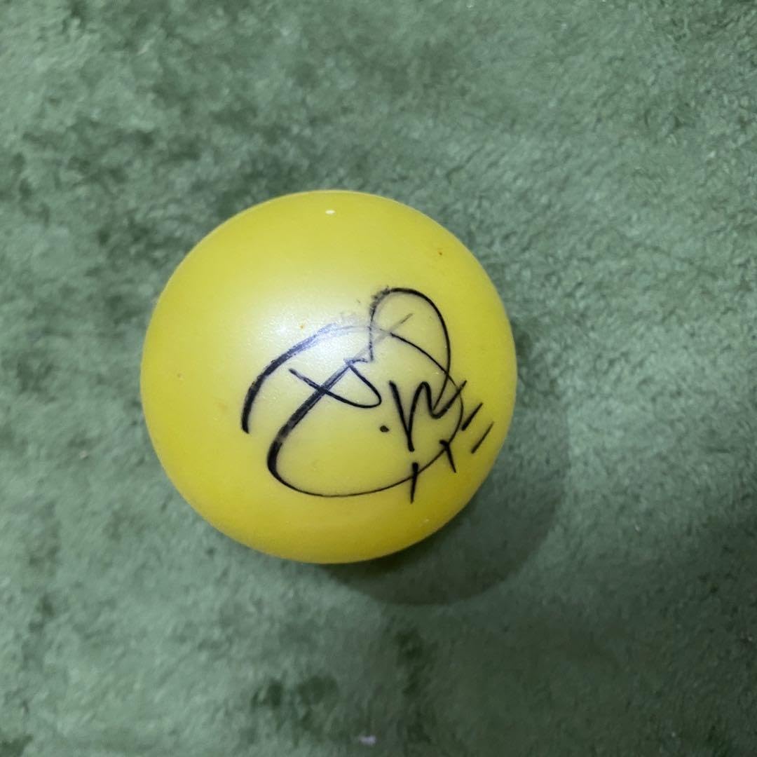 Amazon.co.jp: EXID ハニ サインボール : スポーツ＆アウトドア