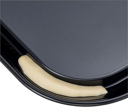 Kaiser Inspiration Non Stick Springform Cake Tin with Transportation Lid 24 x 24 cm Square Leakage Protection Even Browning Collapsible Handle Practical Frischalten and Store