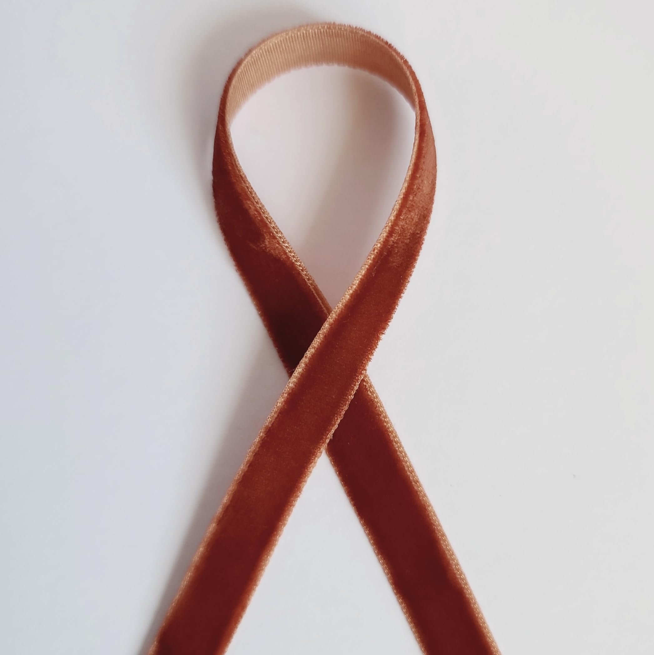 Luxury 10mm Velvet Ribbon Per 5 Metre Length – Soft Plush Craft Trim for Gift Wrapping, Sewing & DIY Decorations – 24 Colours — image 1
