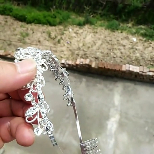 Tiara zilveren kristallen kroon diadeem bruiloft diadeem kroon kristal tiara bruidshoofdband diadeem meisjes tiara voor verjaardag bruiloft feest eindejaarsbal party (zilver