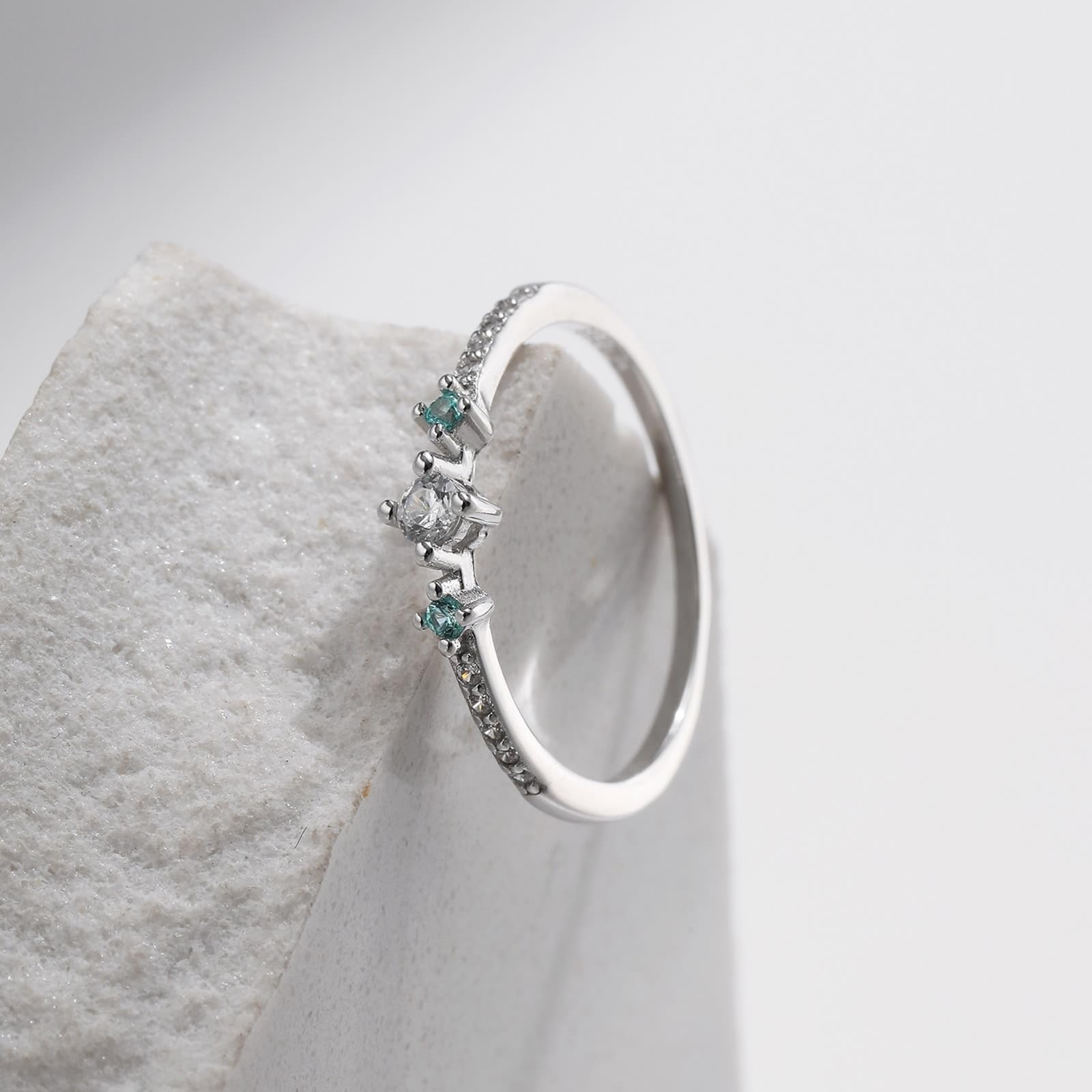 KnSam Anillo de boda de oro blanco 375 de 9 quilates, moissanit Au375 oro, delicado anillo apilable, anillo de eternidad, anillo de solicitud, joyas de oro auténtico, talla 56 (17,8), Oro blanco 375