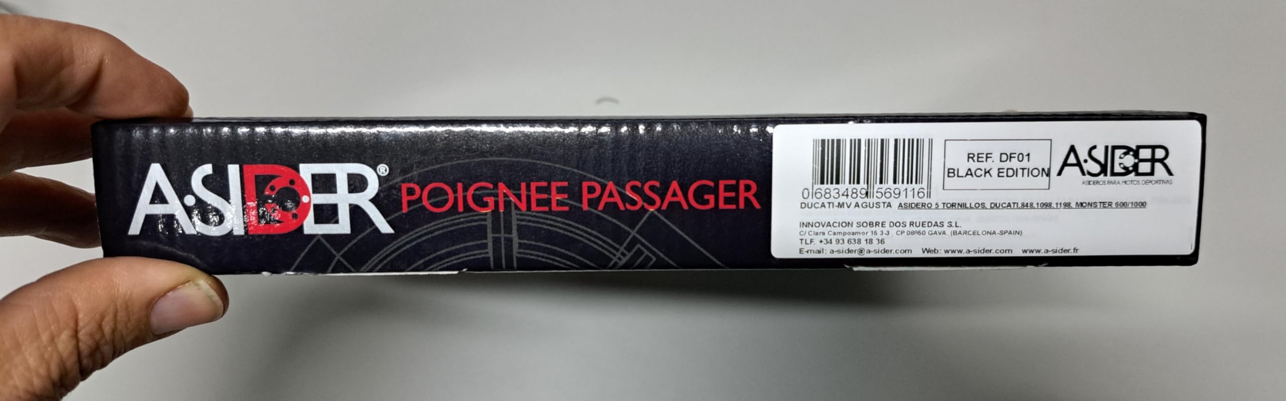 Asidero de depósito Negro A-Sider,específicamente para Ducati 1098-1198-848 Monster 600-1000 620-695 - S2R- S4R/S-821-1200 Monster 797-937 21-24 Super Sport 17-24,con Sistema 5 Tornillos.