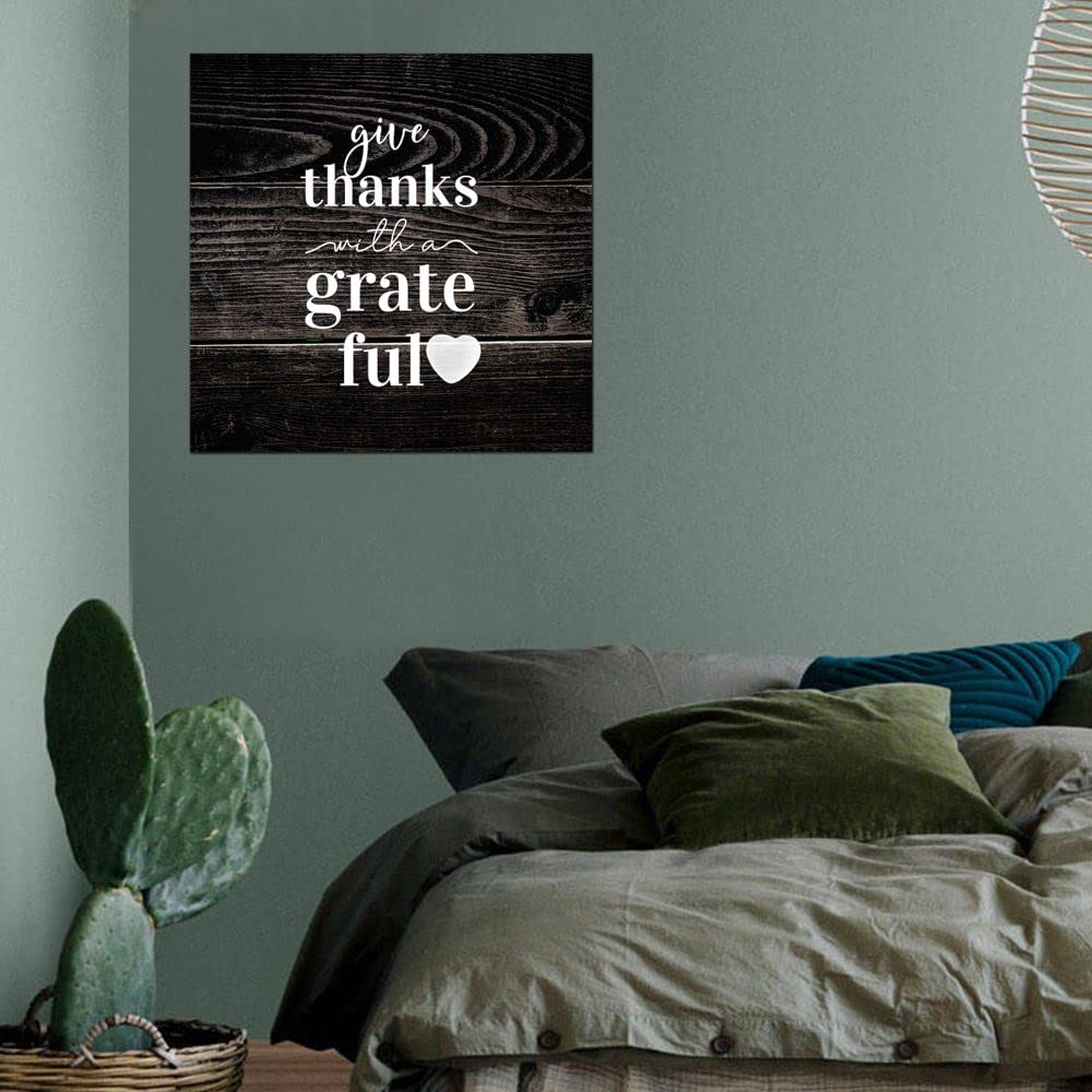 by Unbranded Targa decorativa in legno con corda e scritta in inglese Red Love con scritta