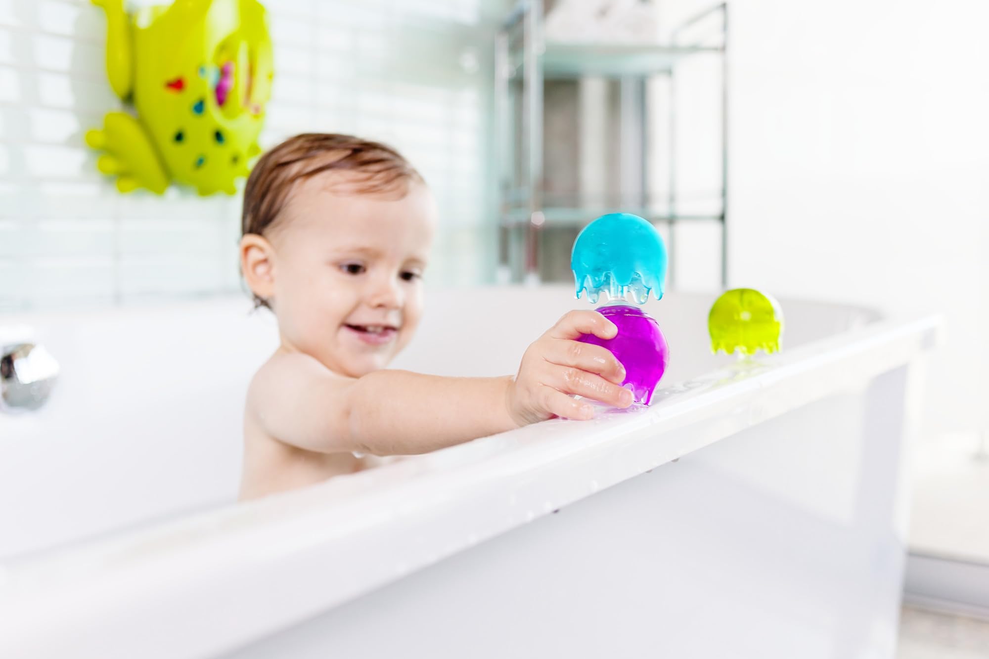 BOON Badewannen Quallen | Wasserspielzeug für Kinder ab 12 Monaten | Badewannenspielzeug | Mit Saugknopf | Lernspielzeug mit großem Spaßfaktor | Ideal als Geschenk
