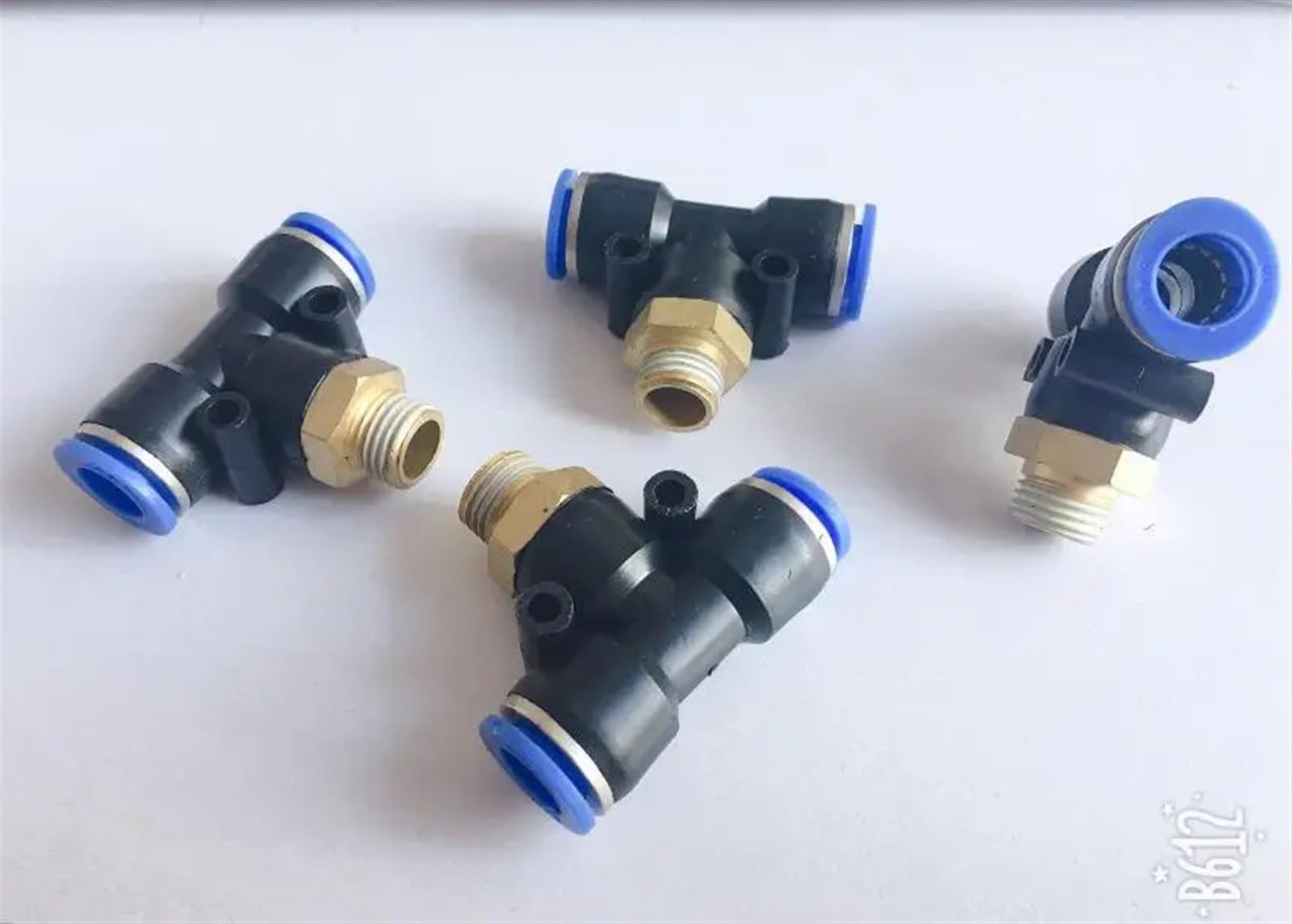 Raccord pneumatique PB10-04 pour simplifier l'assemblage de vos circuits d'atelier de bricolage