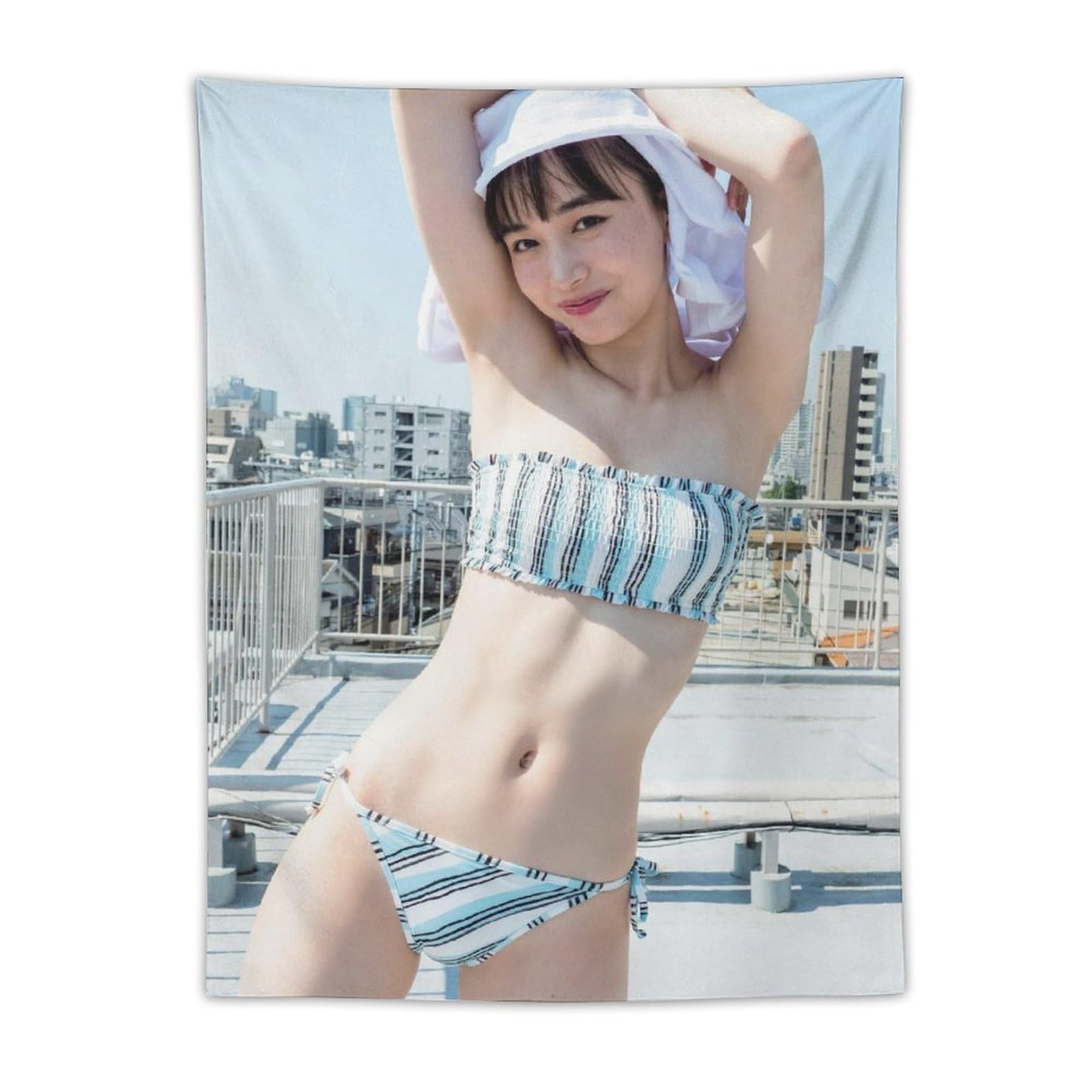 Amazon.co.jp: 井桁弘恵 美少女夏水着限定ポスター (14) タペストリー