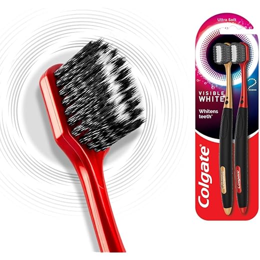 Colgate Visible White O2 Toothbrush - 2pcs