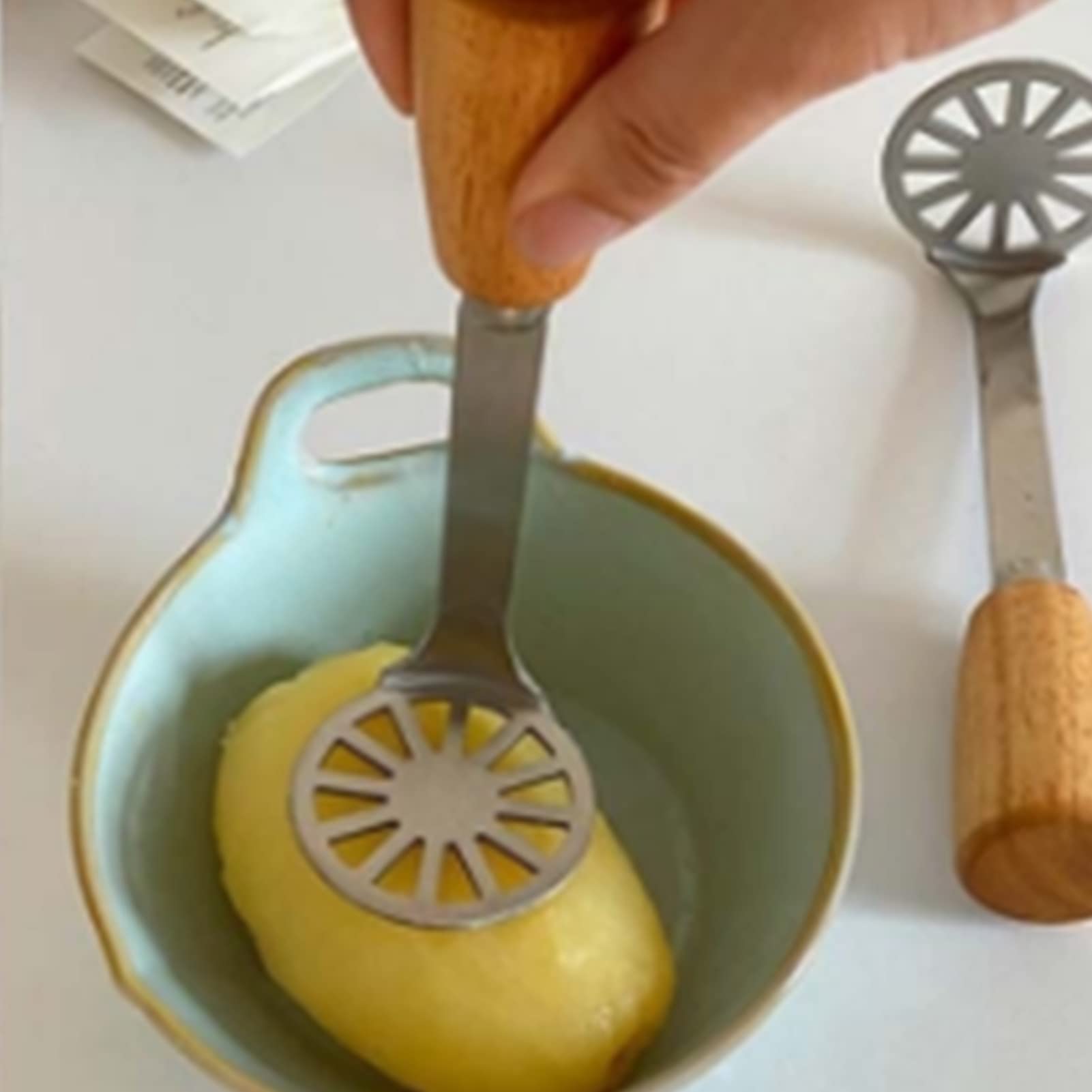 Aardappelstamper | roestvrij stalen aardappelstamper met lang handvat | keuken anti-aanbak-voedselstamper voor bonen, avocado, fruit en groenten | high-performance stamper keukengereedschap Aardappelstamper | roestvrij stalen aardappelstamper met lang handvat | keuken anti-aanbak-voedselstamper voor bonen, avocado, fruit en groenten | high-performance stamper keukengereedschap