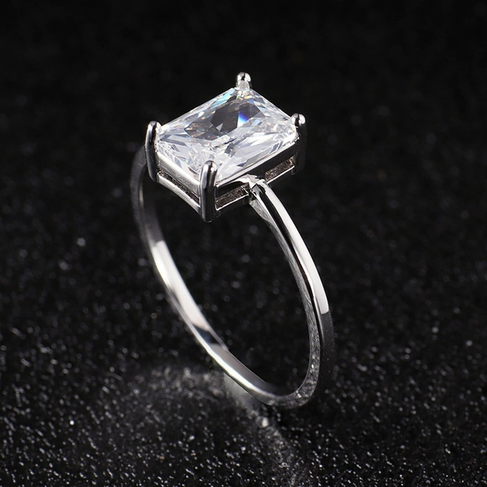 Anello da donna con moissanite rettangolare bianco bianco