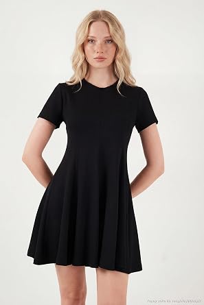 Lela Regular Fit Bisiklet Yaka Pileli Mini Elbise Bayan ELBİSE 5866342