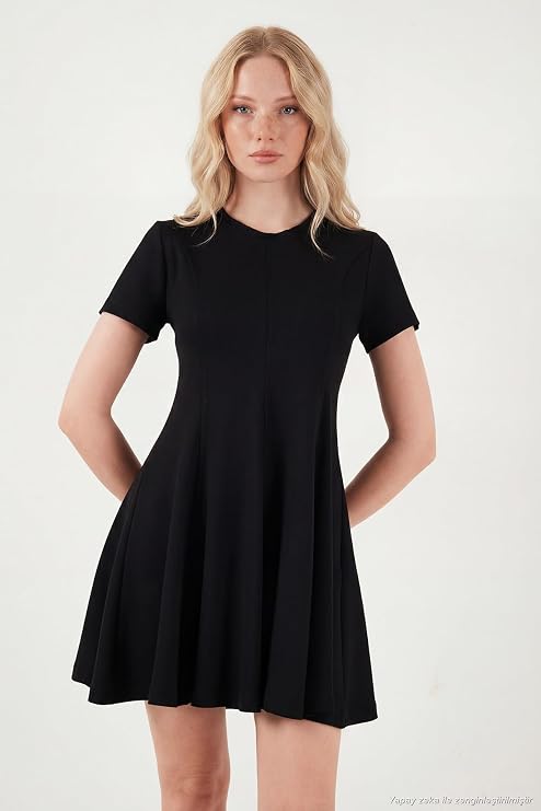 Lela Regular Fit Bisiklet Yaka Pileli Mini Elbise Bayan ELBİSE 5866342