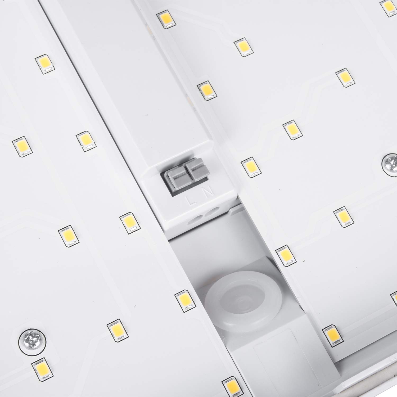 Maclean MCE244 LED-Außenleuchte Mit Bewegungsmelder – 10 W, IP54, 9 M Reichweite, 140° Winkel