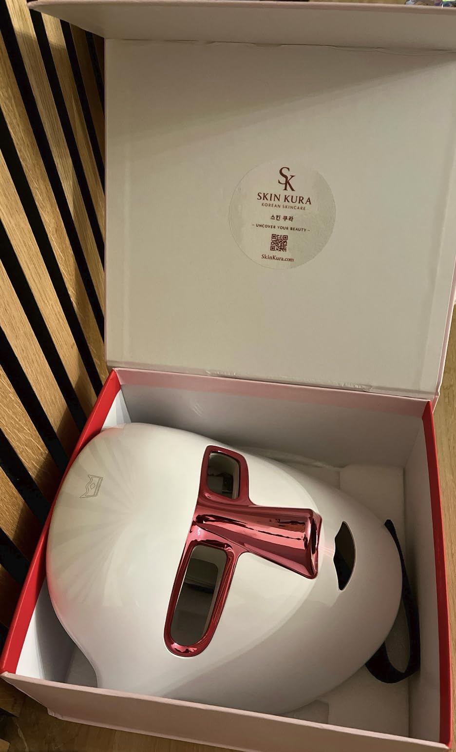 Skinkura Maska LED na twarz i szyję – 7 kolorów terapia światłem, przeciw starzeniu się, odmładzanie skóry kolagenowej, przeciwzmarszczkowe urządzenie kosmetyczne - maska na twarz z przyciskiem