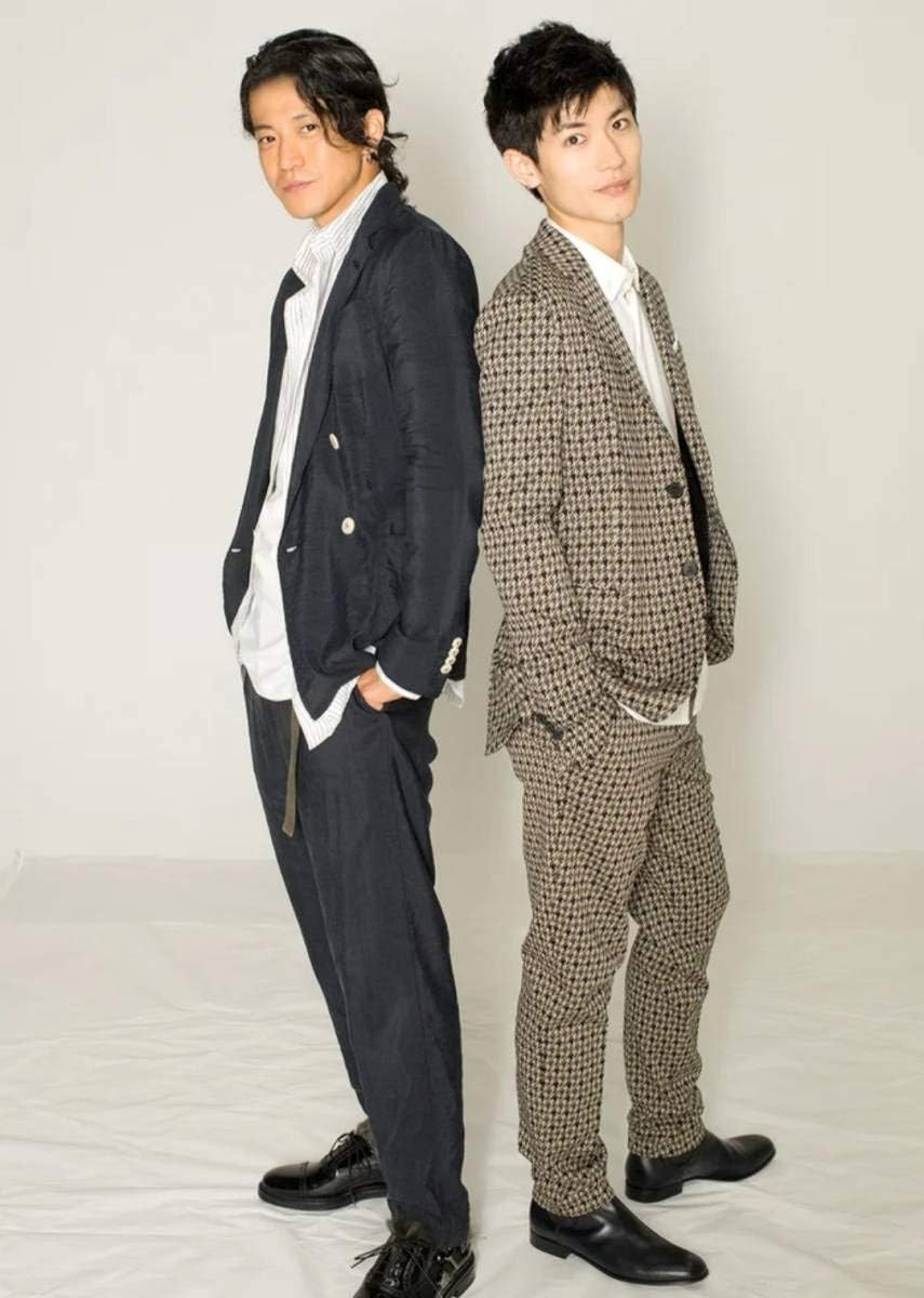 レア 貴重 格好いい ツーショット 三浦春馬 小栗旬 生写真 Ll 決めポーズ L判 写真集 Dvd おもちゃ おもちゃ Amazon