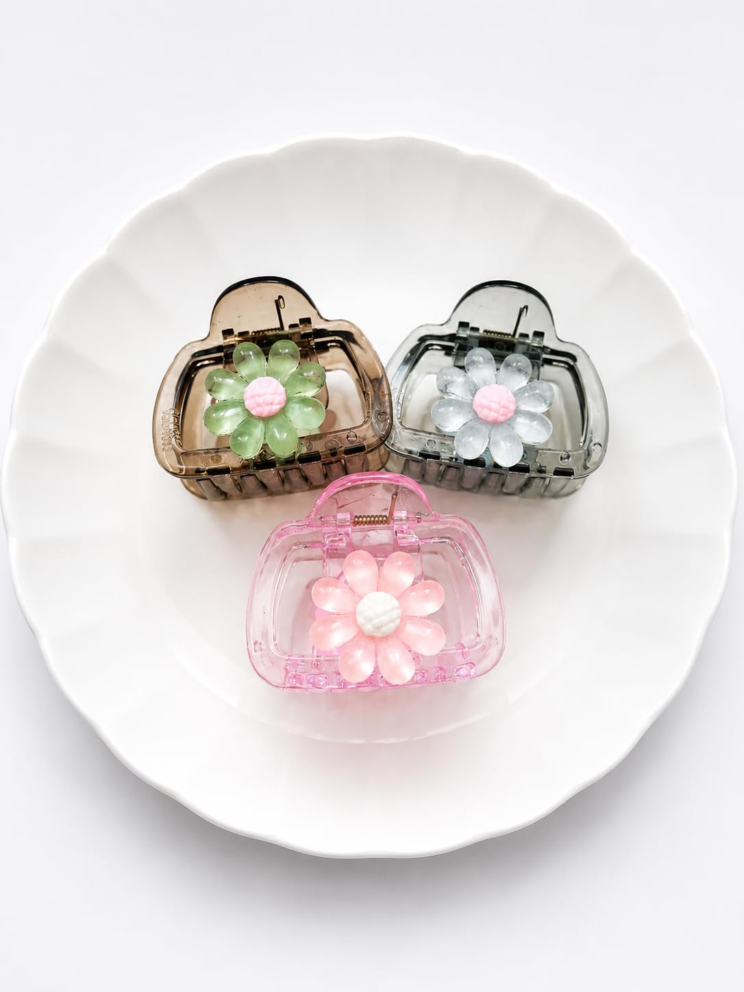 Glossy Floral hair Claw Clip for Women and Girls, Set of 3 | Strong Grip, Flexible Spring Mechanism, Lightweight, Multiple Colour Options, Daisy Flower Design-image-35