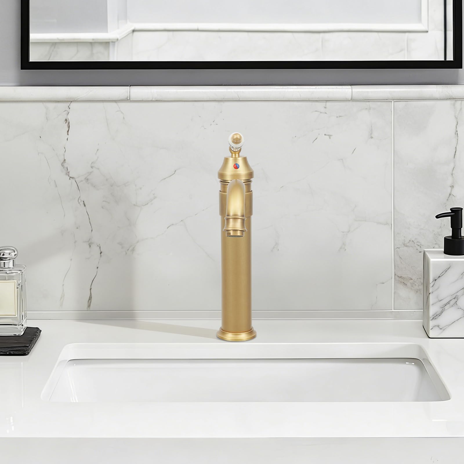 Grifo para lavabo (latón antiguo, un solo orificio, giratorio 360°, para cuarto de baño) | Cartucho de cerámica, denso, duradero, inoxidable, no destiñe, ahorra agua, frío y caliente, listo para montar