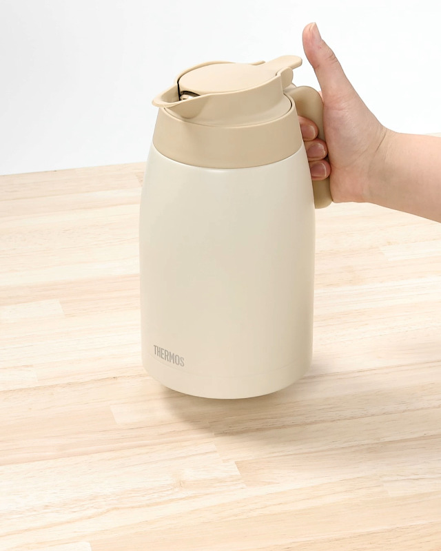 サーモス ステンレスポット 1.5L クリームホワイト 保温ポット