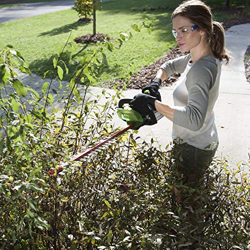 Greenworks 24-Inch 40V Cordless Hedge Trimmer, 3.0Ah Battery and Charger Included