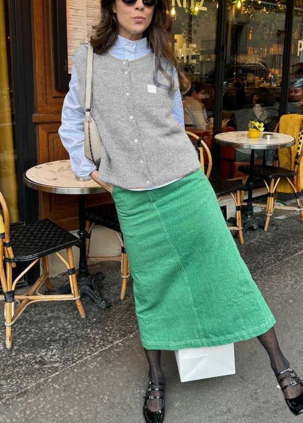 Image of Women Chunky Button Sweater Vest Sleeveless Round Neck Rib Knitted Tank Top Y2k Knitted Cardigan Vest Shirt