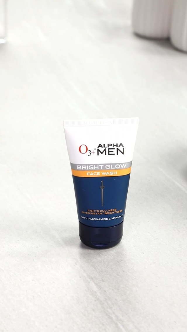 Image of O3+ Alpha Men Bright Glow Face Wash 50g with Niacinamide and Vitamin C | Brightening Face Cleanser for Men | Instant Glow