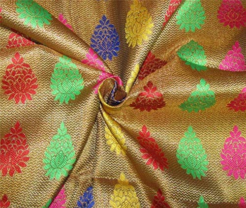 Tissu brocart doré x multi couleur de 111,8 cm pour exprimer votre créativité textile