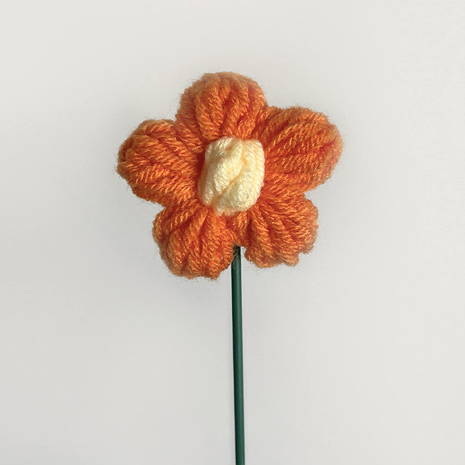 Nucelit 5pcs Handwoven Flower Knitted Crochet Flower Bouquet Ornaments for Wedding Party Decoration Valentines Day Gift Knitted