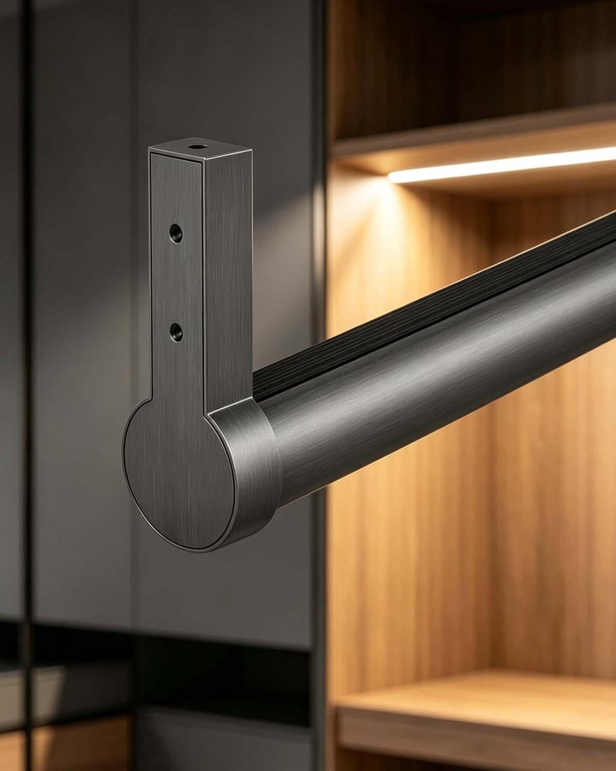 Aste Tonde da Soffitto per Appendere i Vestiti