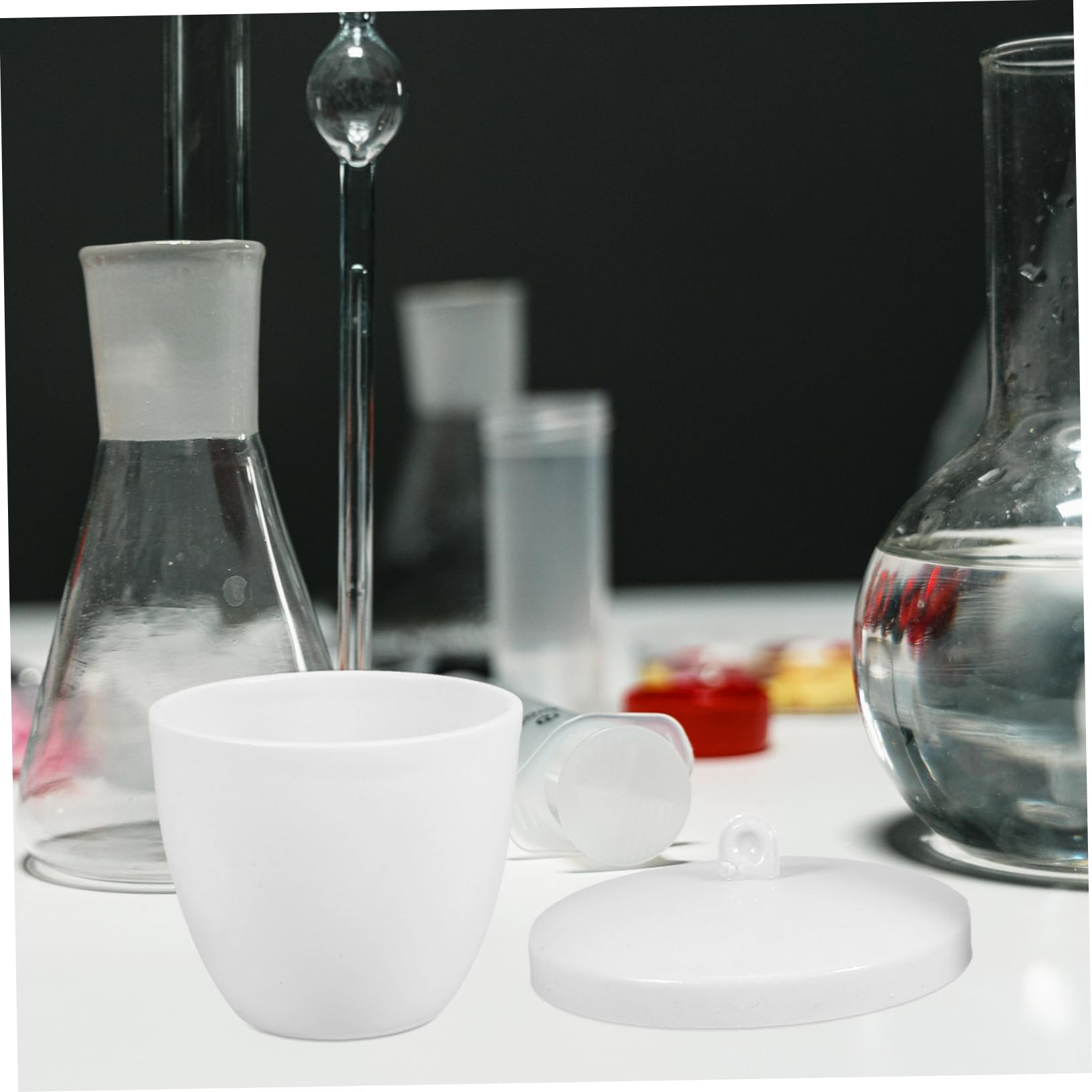 ULTECHNOVO Crogiolo con Coperchio e Manico in Porcellana da 70ml Resistente alle Alte Temperature Crogiolo Ceramico per Laboratorio e Raffinazione Chimica