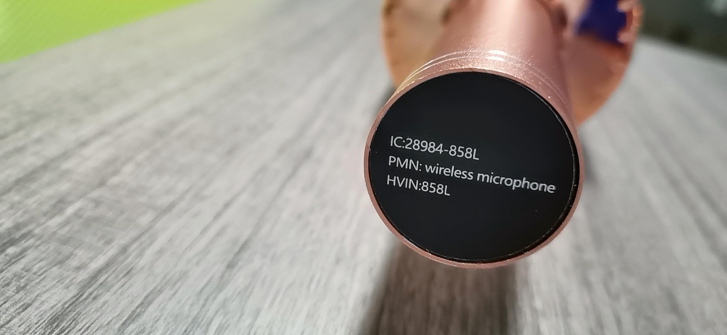 Wireless Karaoke Microphone for Kids, Bluetooth Portable Handheld Singing Mic Speaker, Gifts for 3-7 Years Old Boys and Girls, Rose Gold