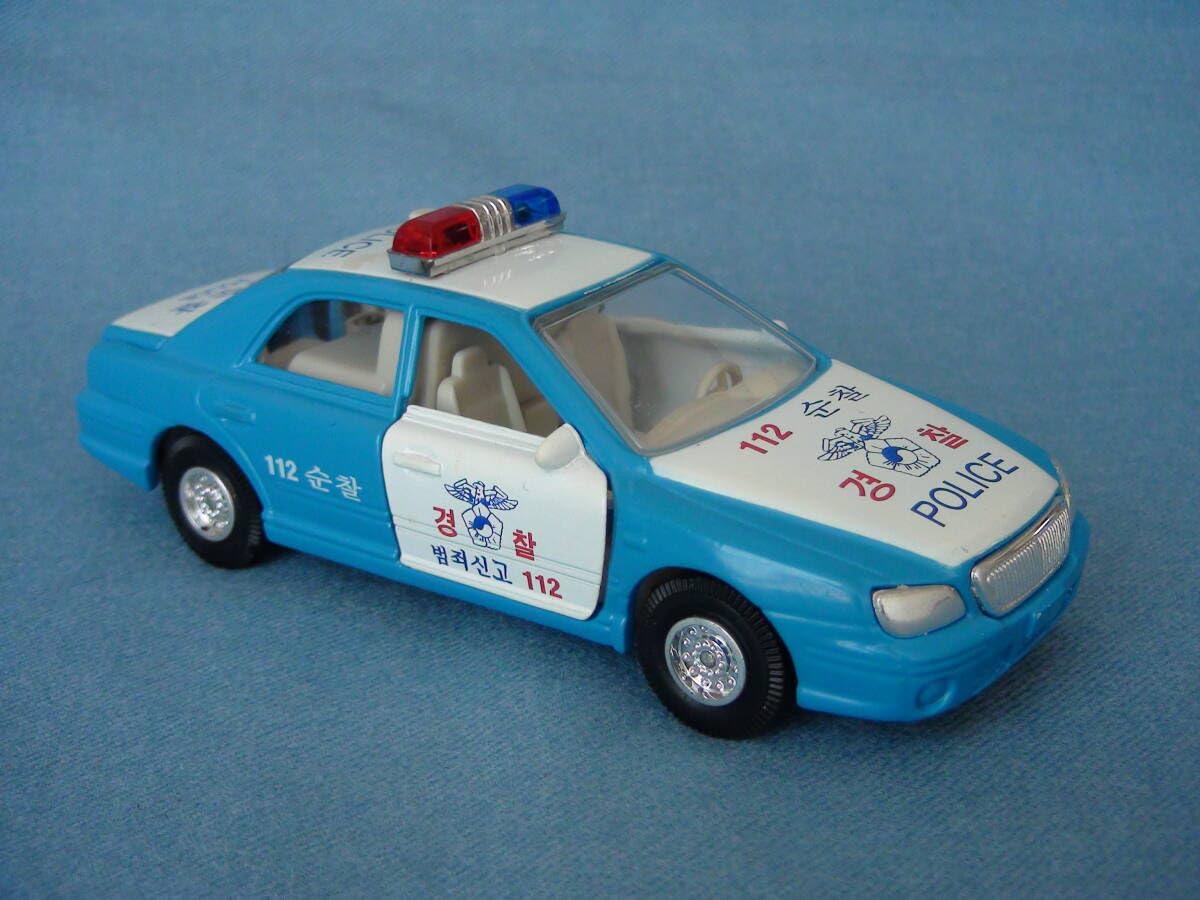 激レア！　ヒュンダイクリック　韓国　ミニカー 激レア！ ヒュンダイクリック 韓国 ミニカー - メルカリ