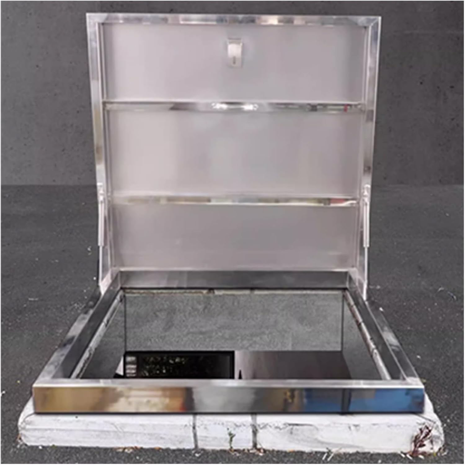 Outdoor 23.6-39.4 in Square Roof Skylight Cover, 304 Stainless Steel Basement Exit Covers with Padlock Handle, Heavy Duty Industrial Emergency Access Covers