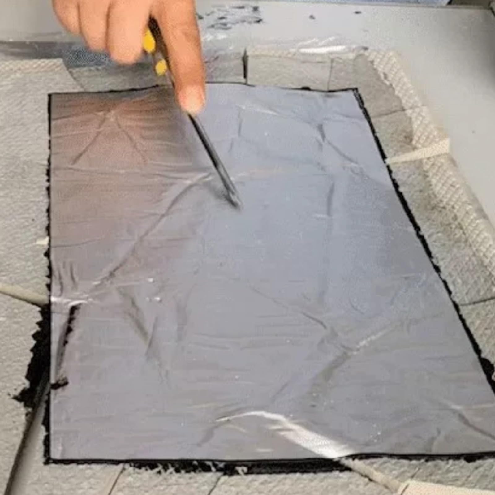 Cinta de reparación de techos de asfalto resistente al agua, contrapiso F y cinta intermitente para fugas, grietas, alféizares de ventanas y reparaciones de tuberías (T2mm/W1*L10m)