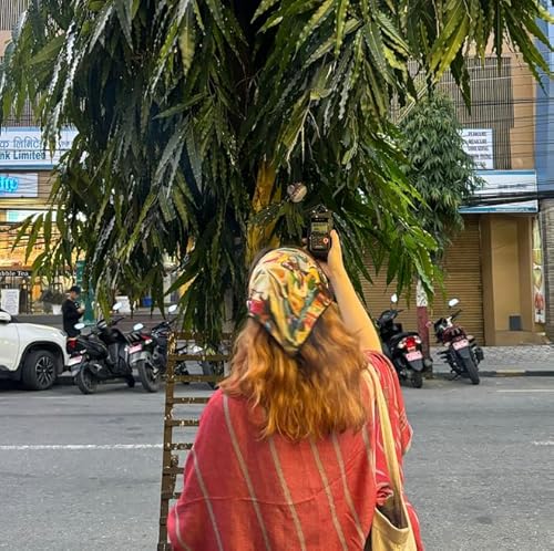 Bird calls, Pokhara, Nepal in November 2024 &ndash; by Esmeralda Jonuzi