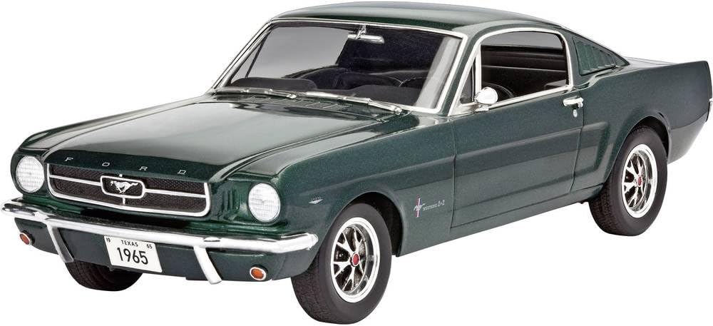 Germany 1965 Ford Mustang 2+2 Fastback Plastic Model Kit (1/25 Scale)