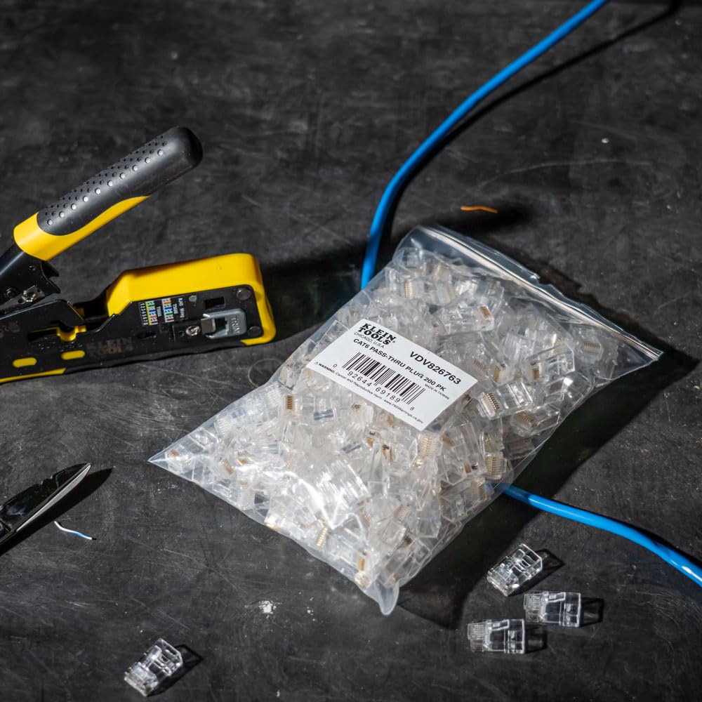 KLEIN TOOLS VDV826-730 | Conectores Modulares Pass Thru Datos RJ45 CAT6 200 Piezas | Instalacion Rapida | Contactos Chapados Oro 50 Micro Pulgadas | Compatible Conductores Solidos Y Trenzados
