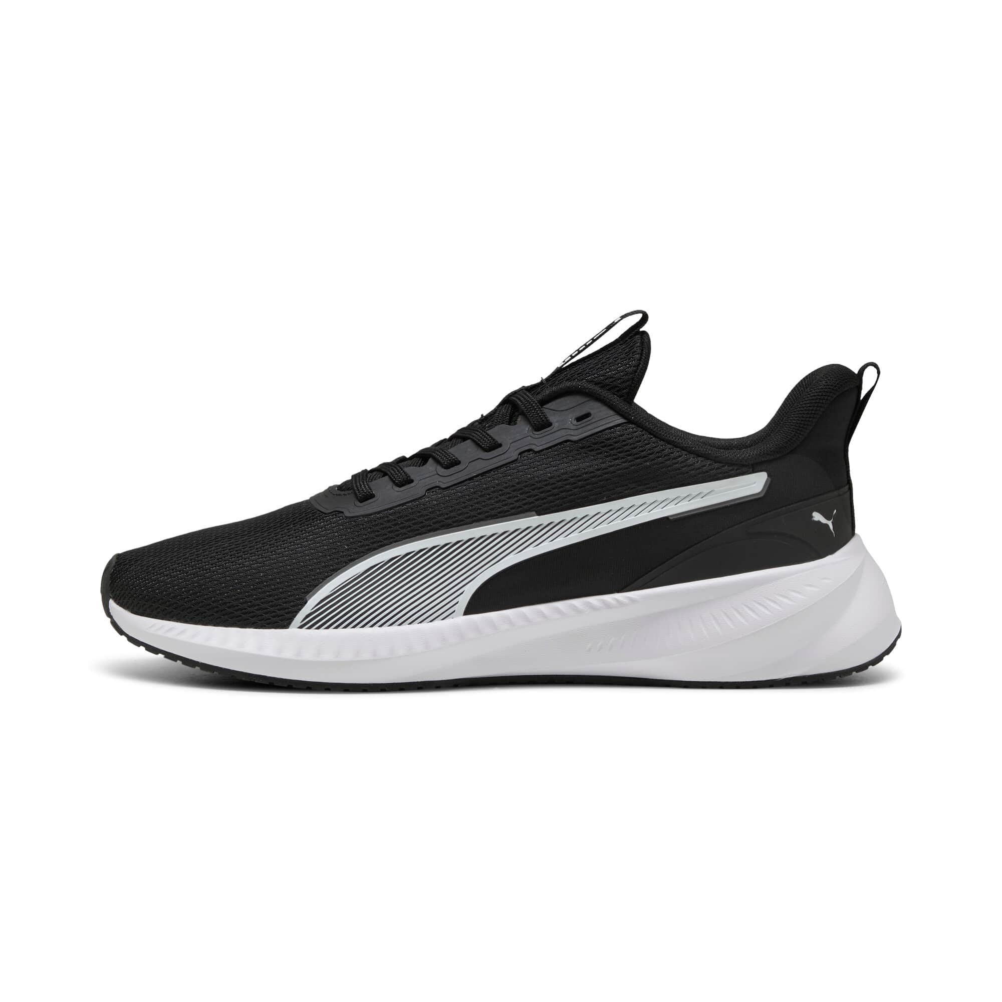 【プライムデー】【56%OFF+10%OFF】【2,589円】 プーマ ユニセックス ランニングシューズ フライヤー LITE3