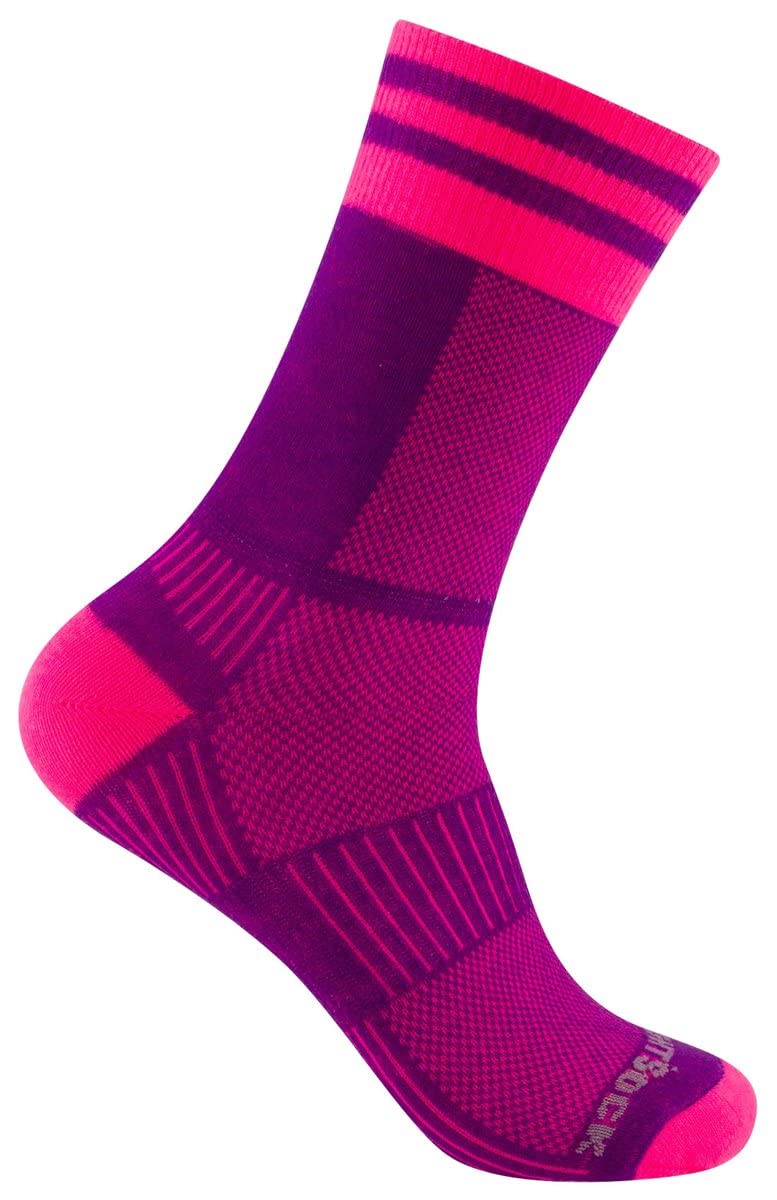 Wrightsock - 1 Paar Herren/Damen Profi Sportsocke, Laufsocke, Modell Coolmesh II, in pink pflaume, Anti-Blasen-System, doppel-lagig, Crew (wadenhoch), Gr. M
