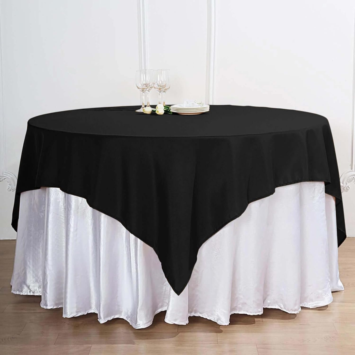 Efavormart 70" Black 200 GSM Seamless Premium Polyester Square Tablecloth
