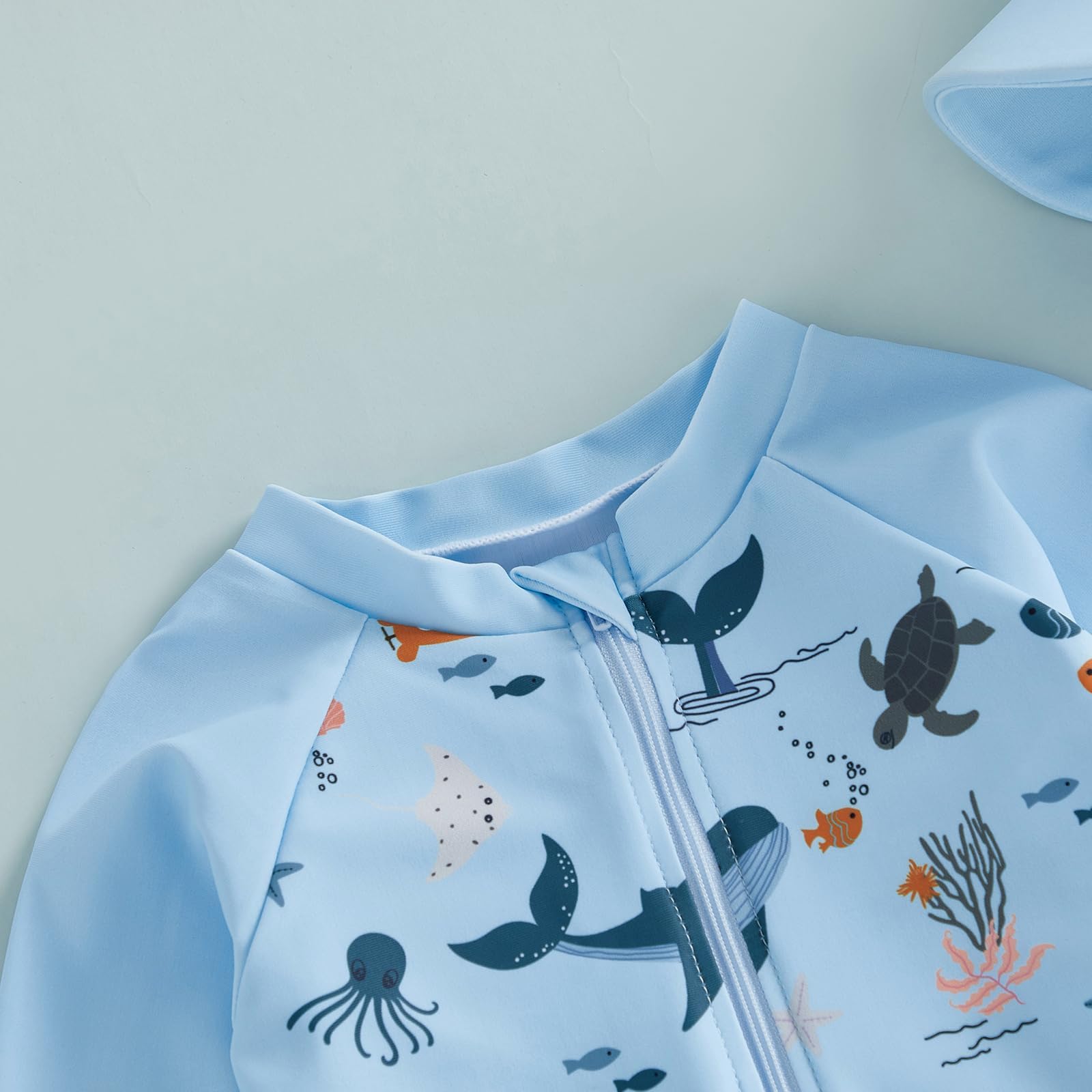 UV Schutzkleidung Kinder Bademode - Badeanzugg für Jungen - langärmelig - Rashguard - Badehose mit Mütze - 3-teiliges Set für Kleinkinder