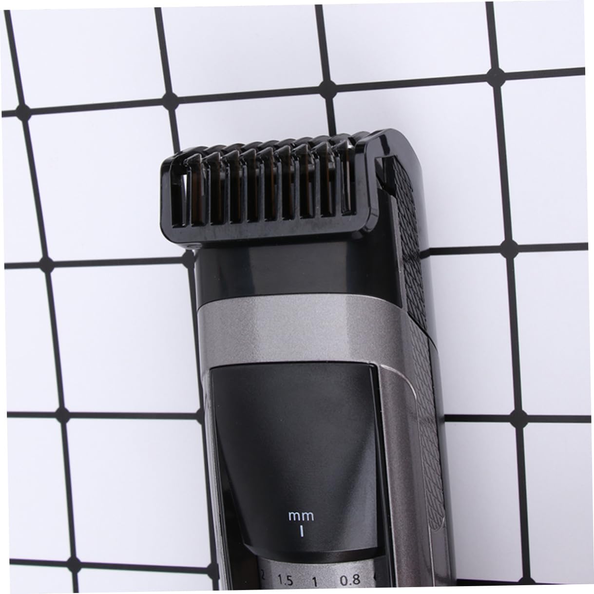 Tagliacapelli Ricaricabile USB in Metallo Nero Pettine Regolabile