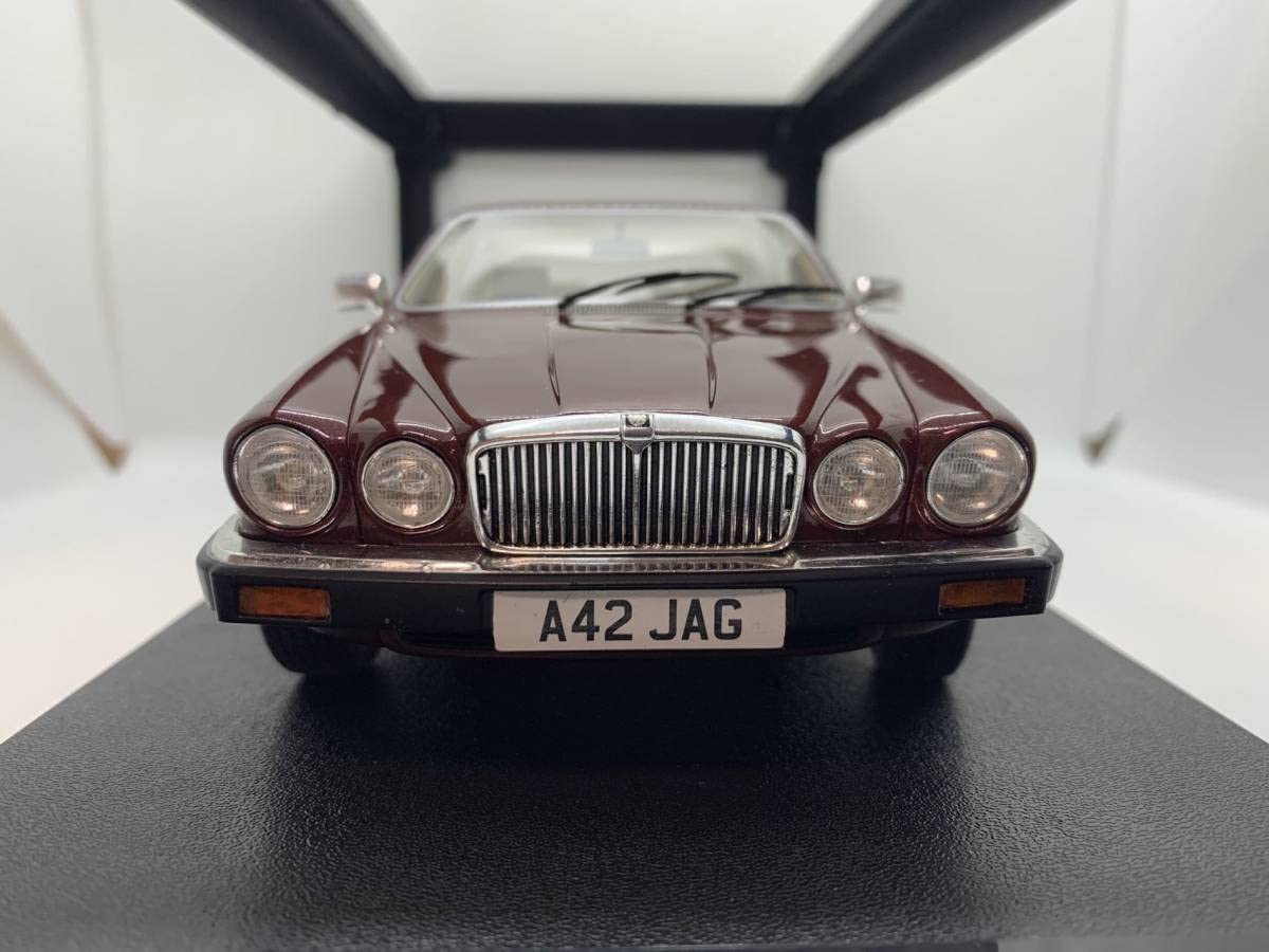 104-032 Cult 1/18 ジャガー XJ SIII 1983