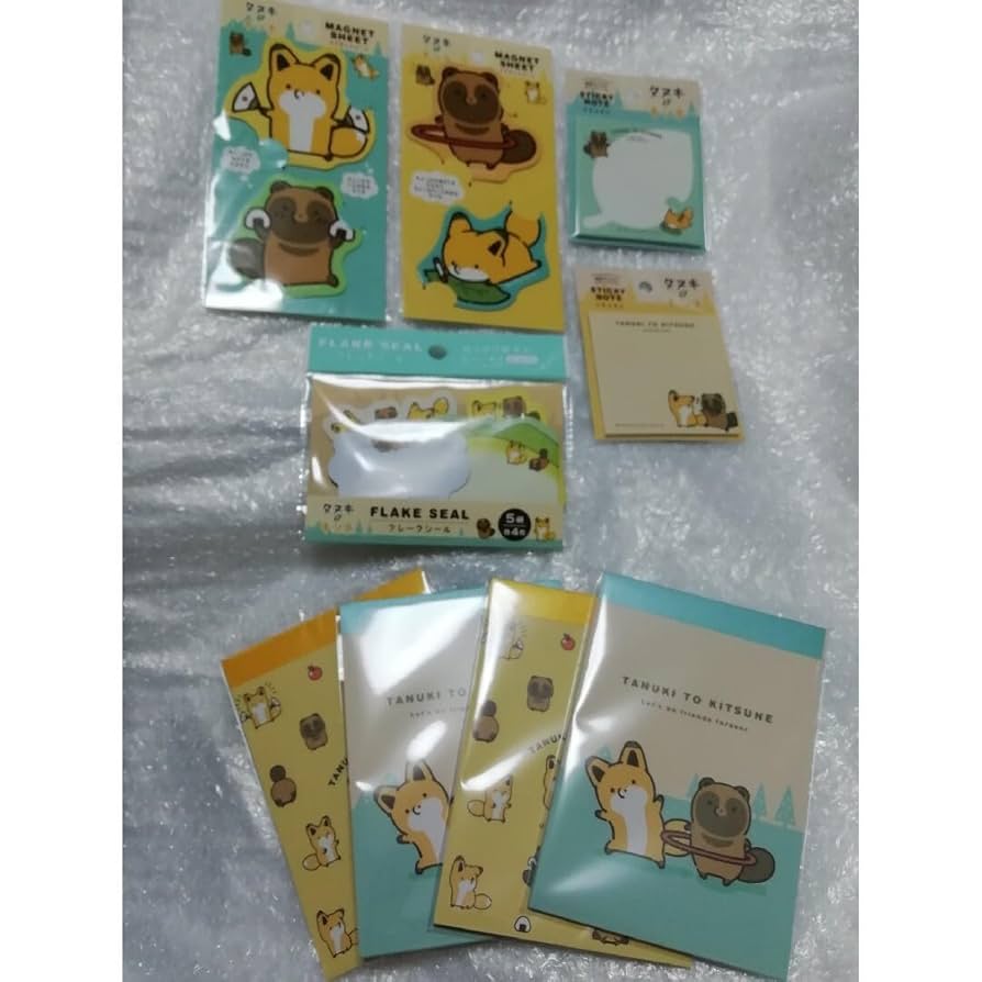 タヌキとキツネグッズまとめ売り Amazon.co.jp: 4 キツネとタヌキ グッズ 9点 まとめ売り