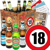 9 BIERE DER WELT IM GESCHENKKARTON: Hite Pale Lager (KOREA), Tsingtao (CHINA), Tuborg Pilsener (DK), Saigon Export (VIETNAM), Cobra Premium Beer (INDIEN), Zwönitzer Rauchbier Craft Beer (DE), Breznak Schwarzbier (CZ), San Miguel Premium Especial Original Lager Beer (ES), Quilmes (ARGENTINIEN), … inkl. anlassbezogener Geschenkverpackung. Einzelne Biere können durch gleichwertige Sorten ersetzt werden