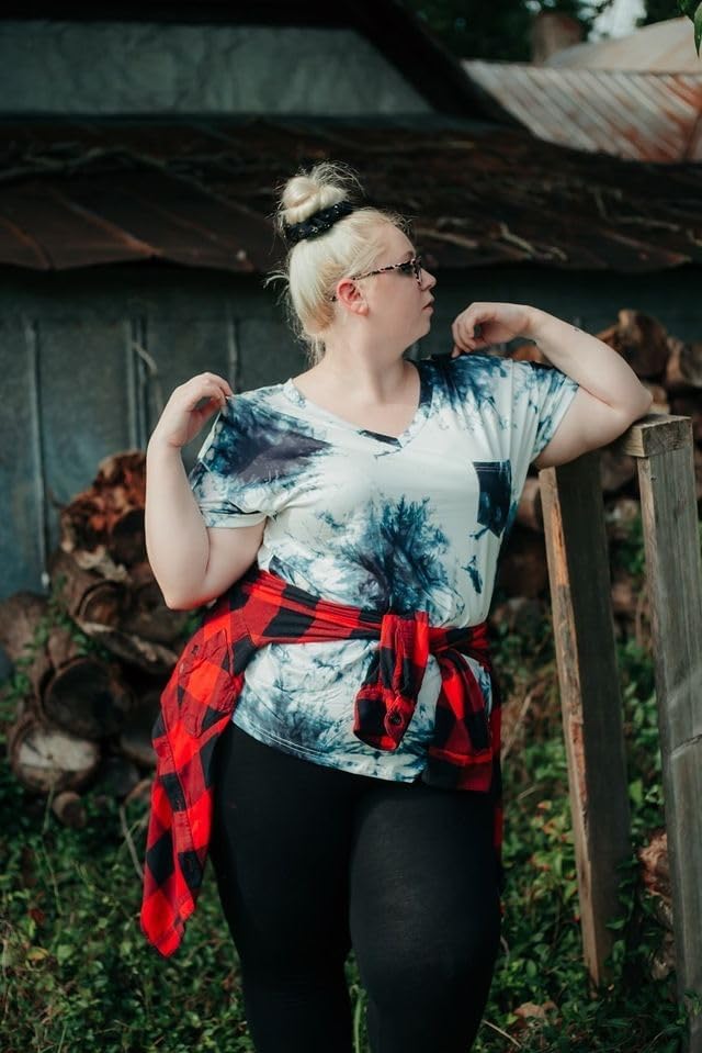 Image of TIYOMI Plus Size Tops for Women V Neck Tshirts Basic Tunic Casual Hawaii Floral Tie Dye Camo Summer Short Sleeve Tee XL-5XL