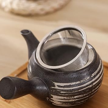 Travel Tea Sets Tea Pot Kyusu Tea Maker with Infuser for Loose Tea Ceramic Japanese Teapot with Side Handle 11.8 oz Tea Pot