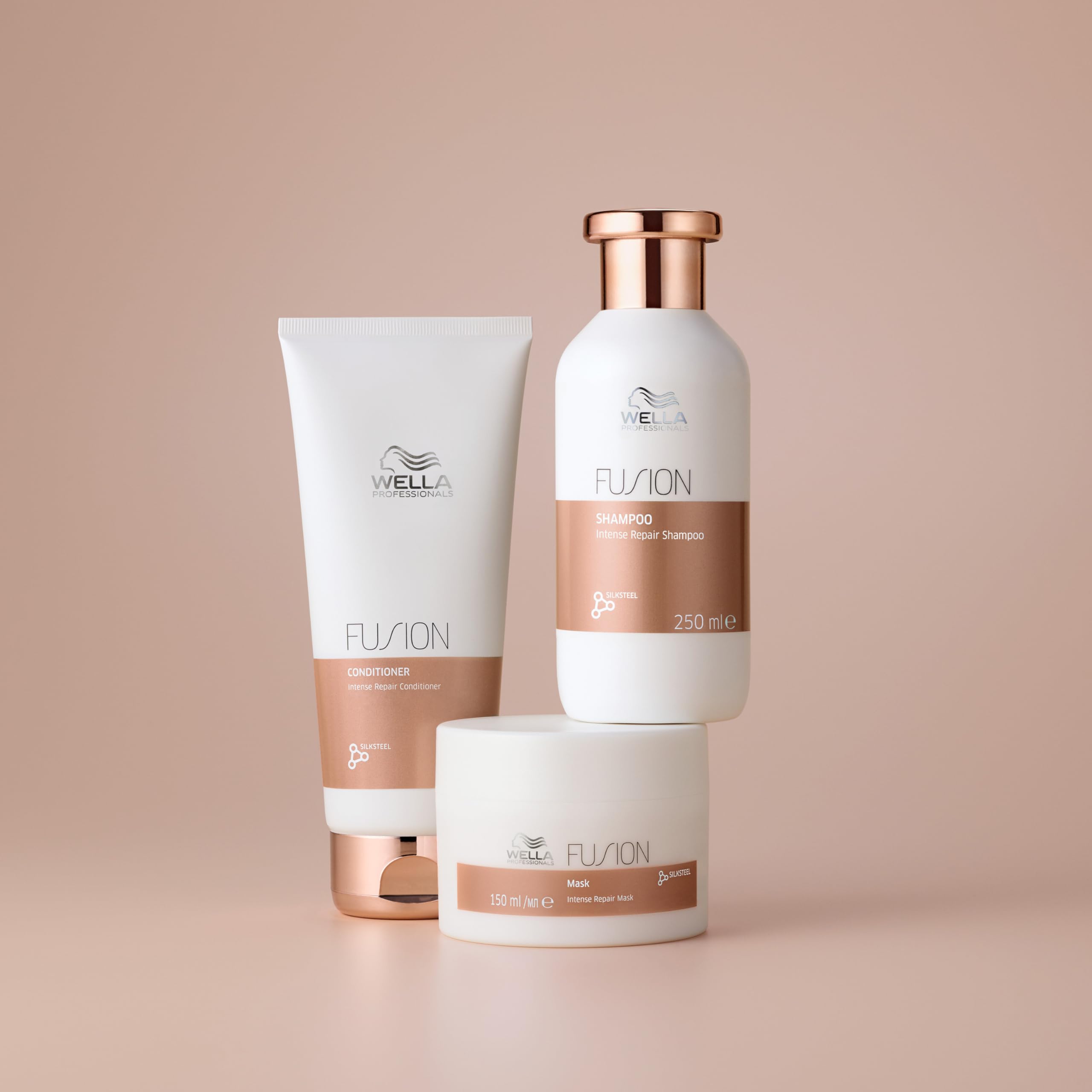 Wella Professionals Fusion Balsamo capelli ristrutturante - Innovazione Wella per capelli wow - Balsamo capelli con aloe vera e vitamina E 1l